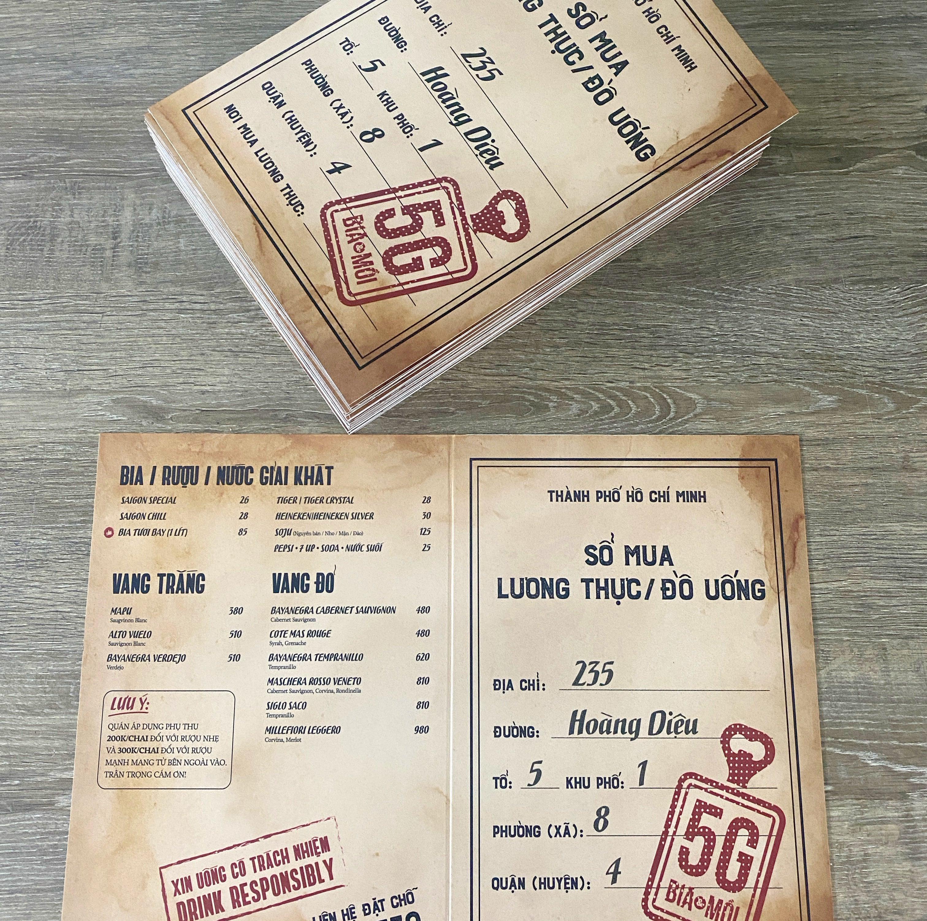Alt Text: Waterproof menu made of durable 1mm thick plastic PVC with a middle fold for easy opening and closing, designed to remain clear and color-stable even when exposed to water, and can be conveniently hung for customer viewing.